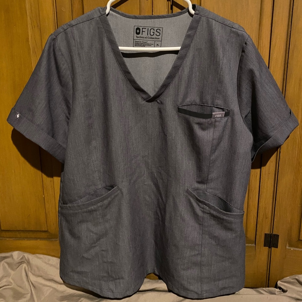 LIMITED EDITION Figs Zinga 2.0 Top XL